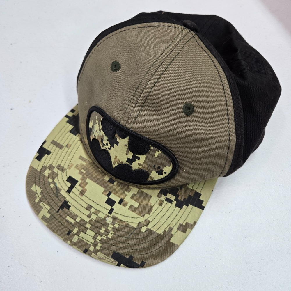 Batman Men Hat OS Green‎ Digital Camo Snapback Cap DC Comics Logo READ